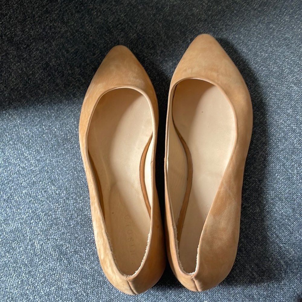 Nisolo Ava Flat in Sand